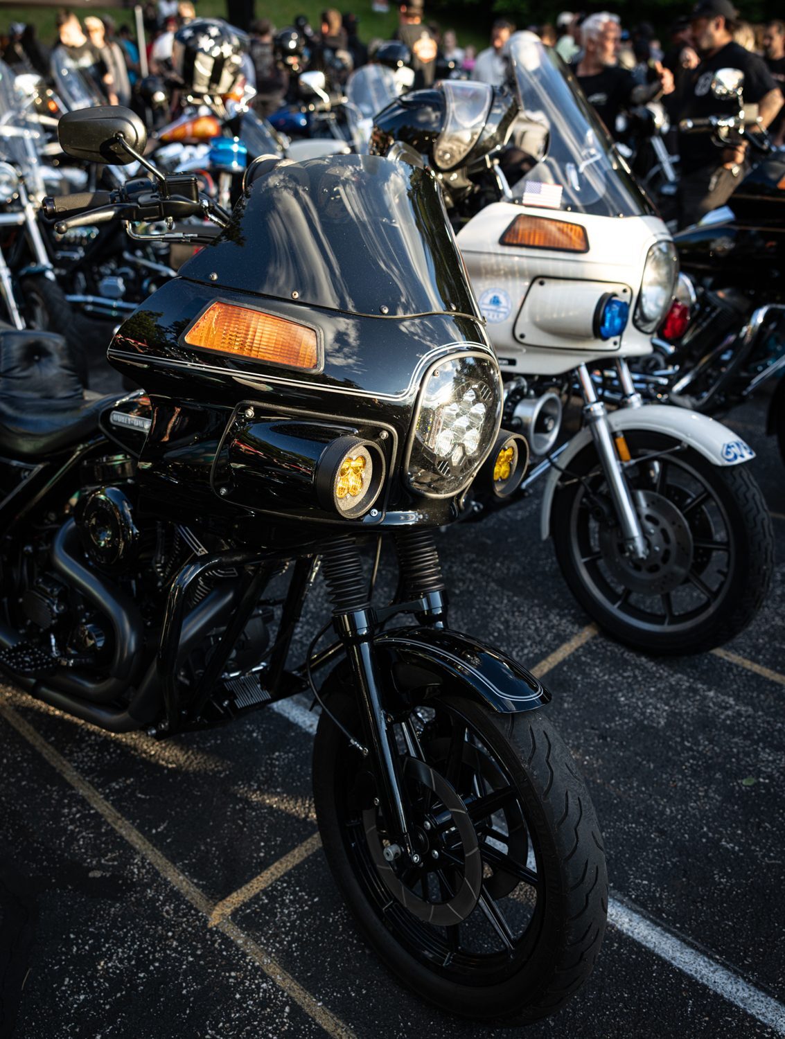 Pair of custom FXRT baggers parked at the Proper Baggers show